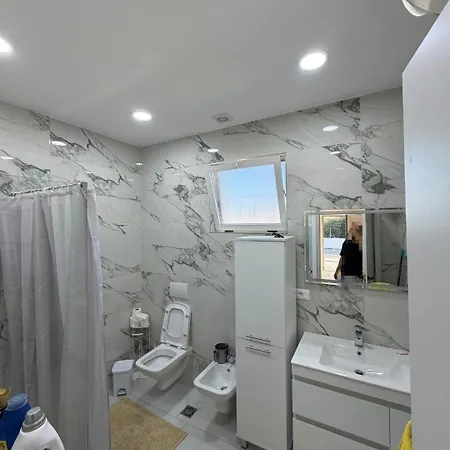 Stunning Near Tirana Airport And Citypark Bërxull